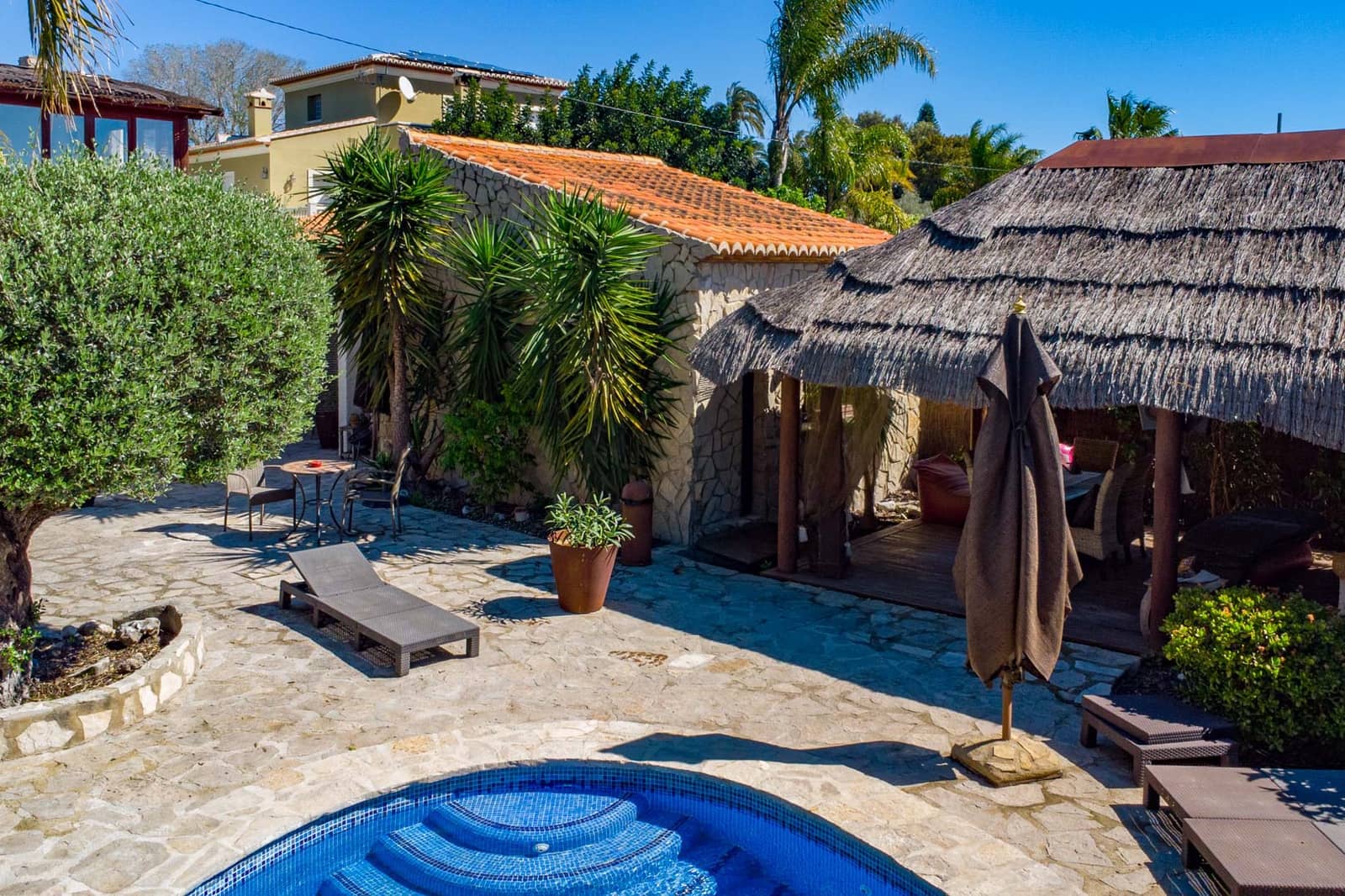 Chalet de 4 habitaciones en Javea / Xàbia en venta con piscina garaje - 820.000 € (Ref: 10059649)