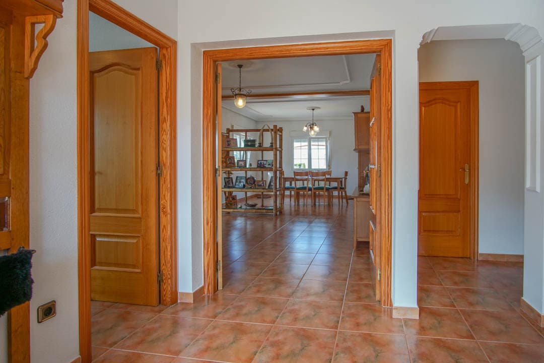Chalet de 5 habitaciones en Calpe / Calp en venta con piscina garaje - 738.000 € (Ref: 10059654)