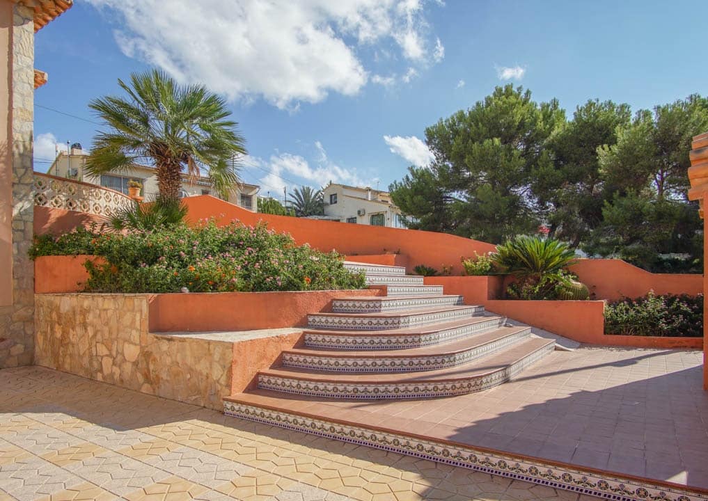 Chalet de 5 habitaciones en Calpe / Calp en venta con piscina garaje - 738.000 € (Ref: 10059654)