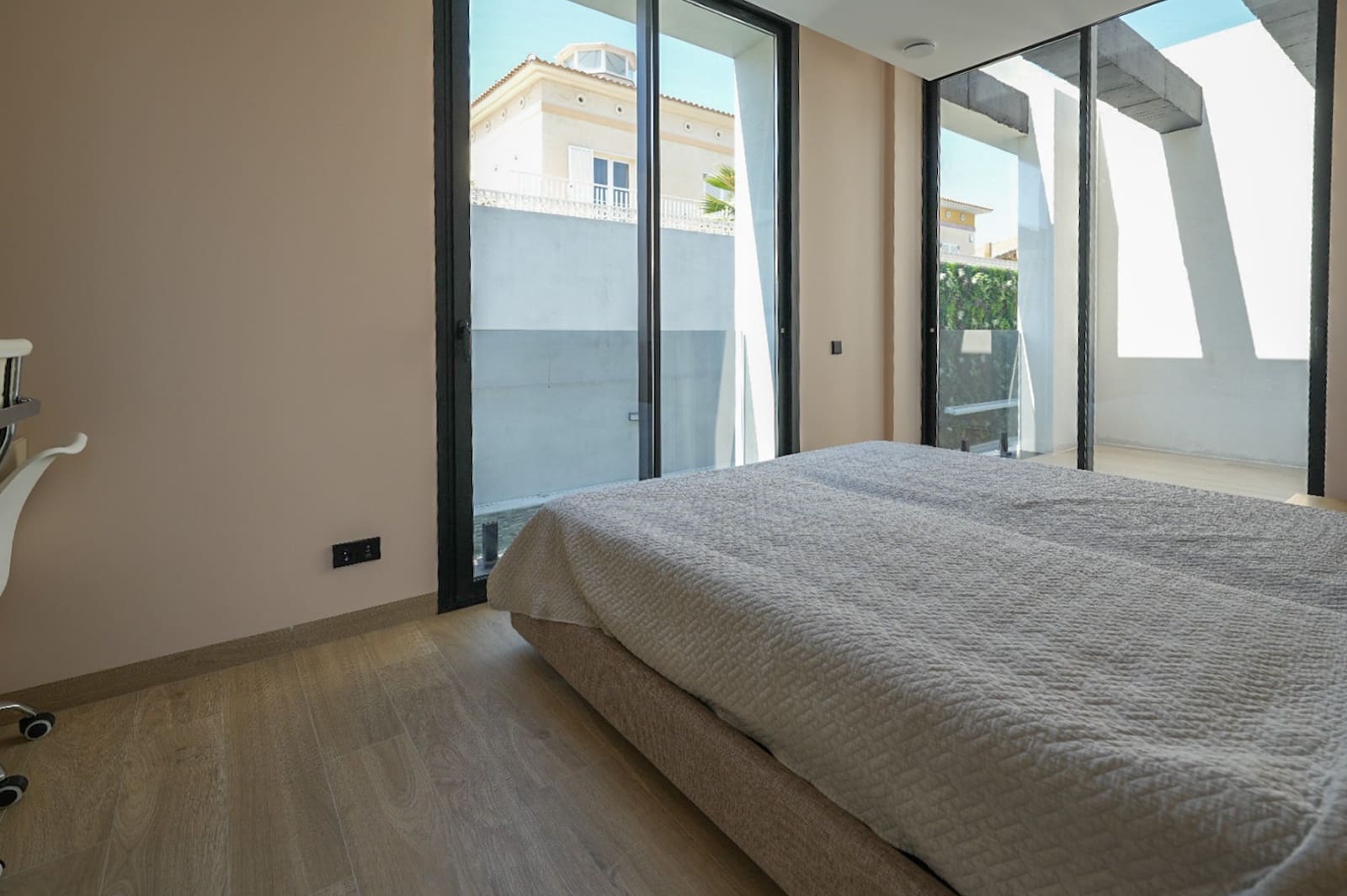 5 soverom Villa til salgs i Albir med svømmebasseng garasje - € 2 250 000 (Ref: 10059658)