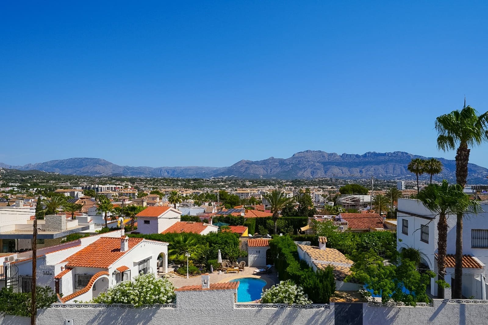 5 soverom Villa til salgs i Albir med svømmebasseng garasje - € 2 250 000 (Ref: 10059658)