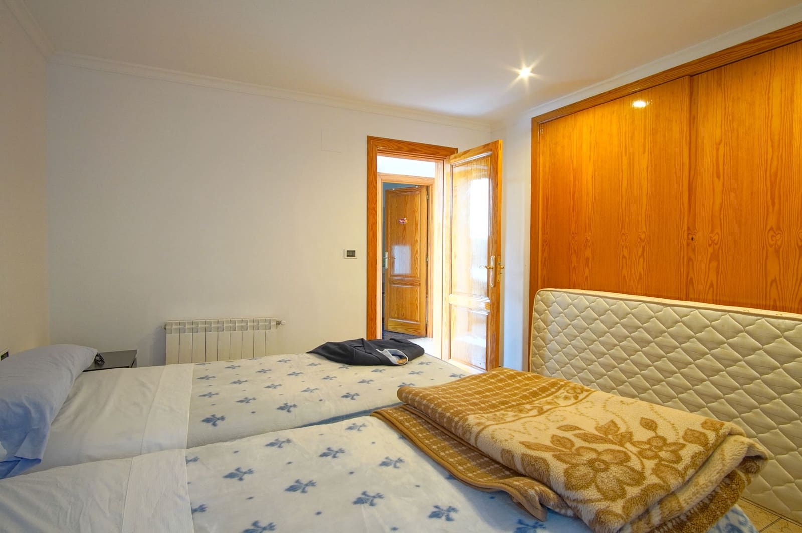 6 bedroom Villa for sale in Denia with pool garage - € 1,060,000 (Ref: 10059672)