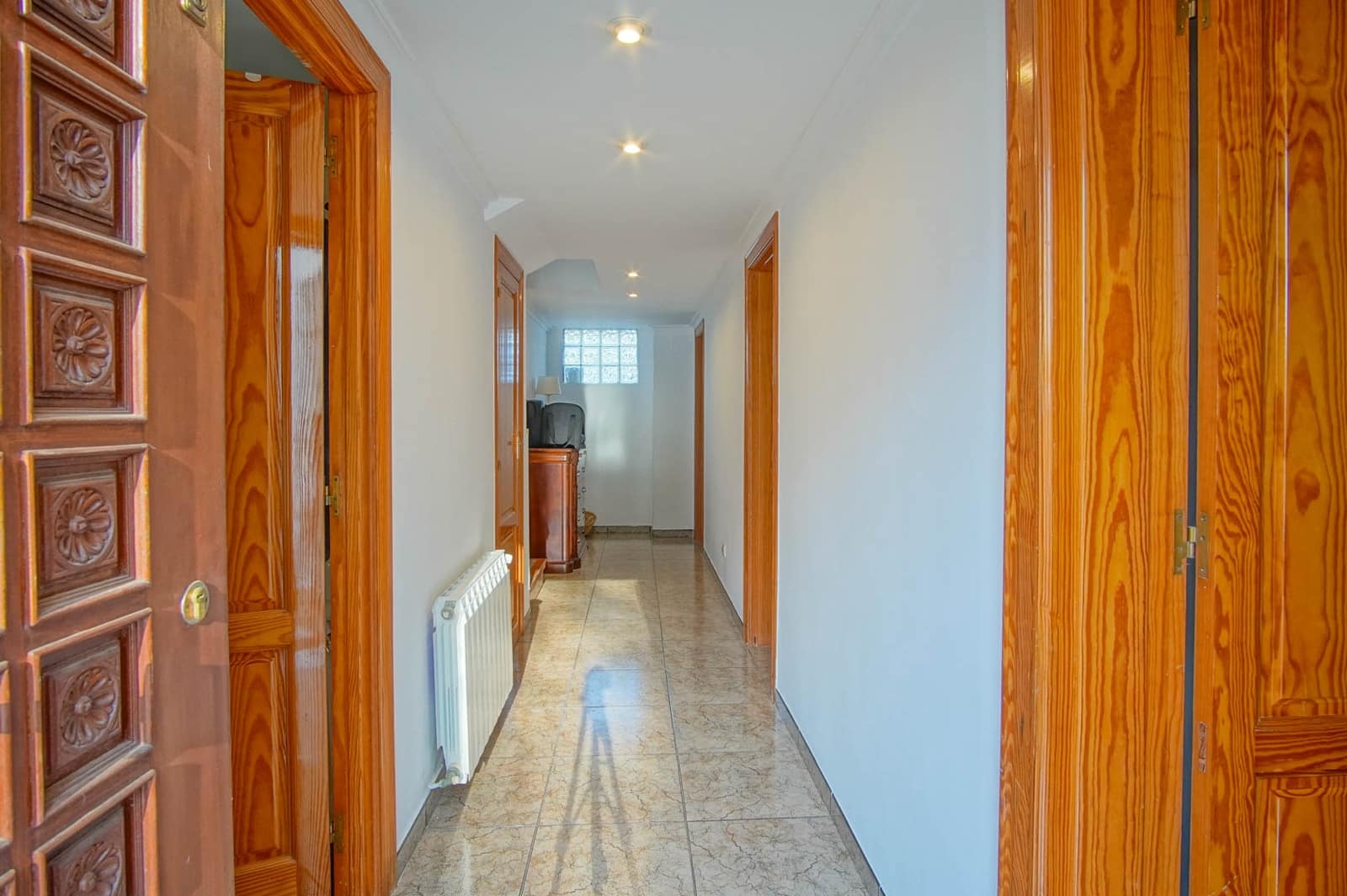 6 bedroom Villa for sale in Denia with pool garage - € 1,060,000 (Ref: 10059672)