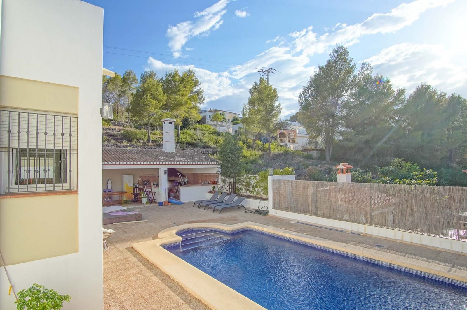 6 bedroom Villa for sale in Denia with pool garage - € 1,060,000 (Ref: 10059672)