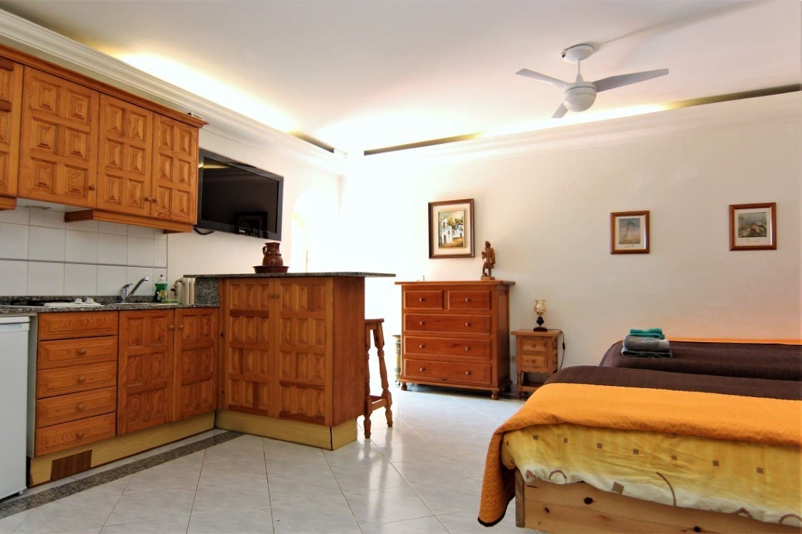Chalet de 8 habitaciones en Benissa en venta con piscina garaje - 995.000 € (Ref: 10059739)