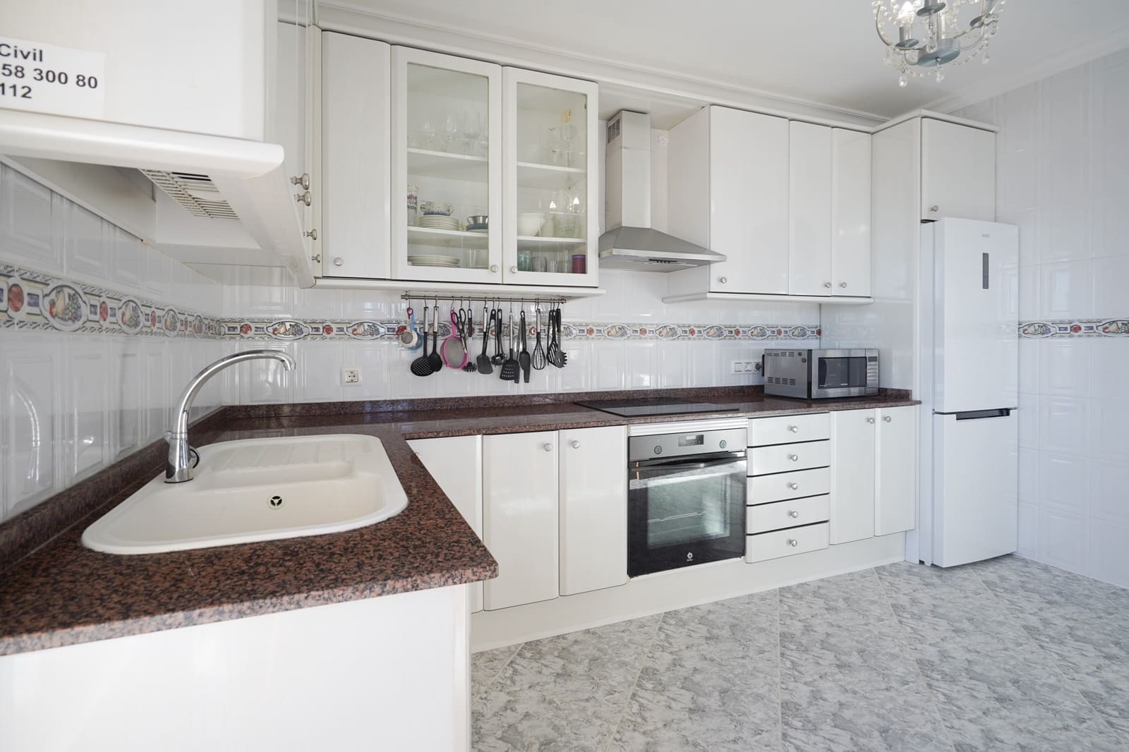 4 Zimmer Villa zu verkaufen in Calpe / Calp mit Pool Garage - 690.000 € (Ref: 10059741)
