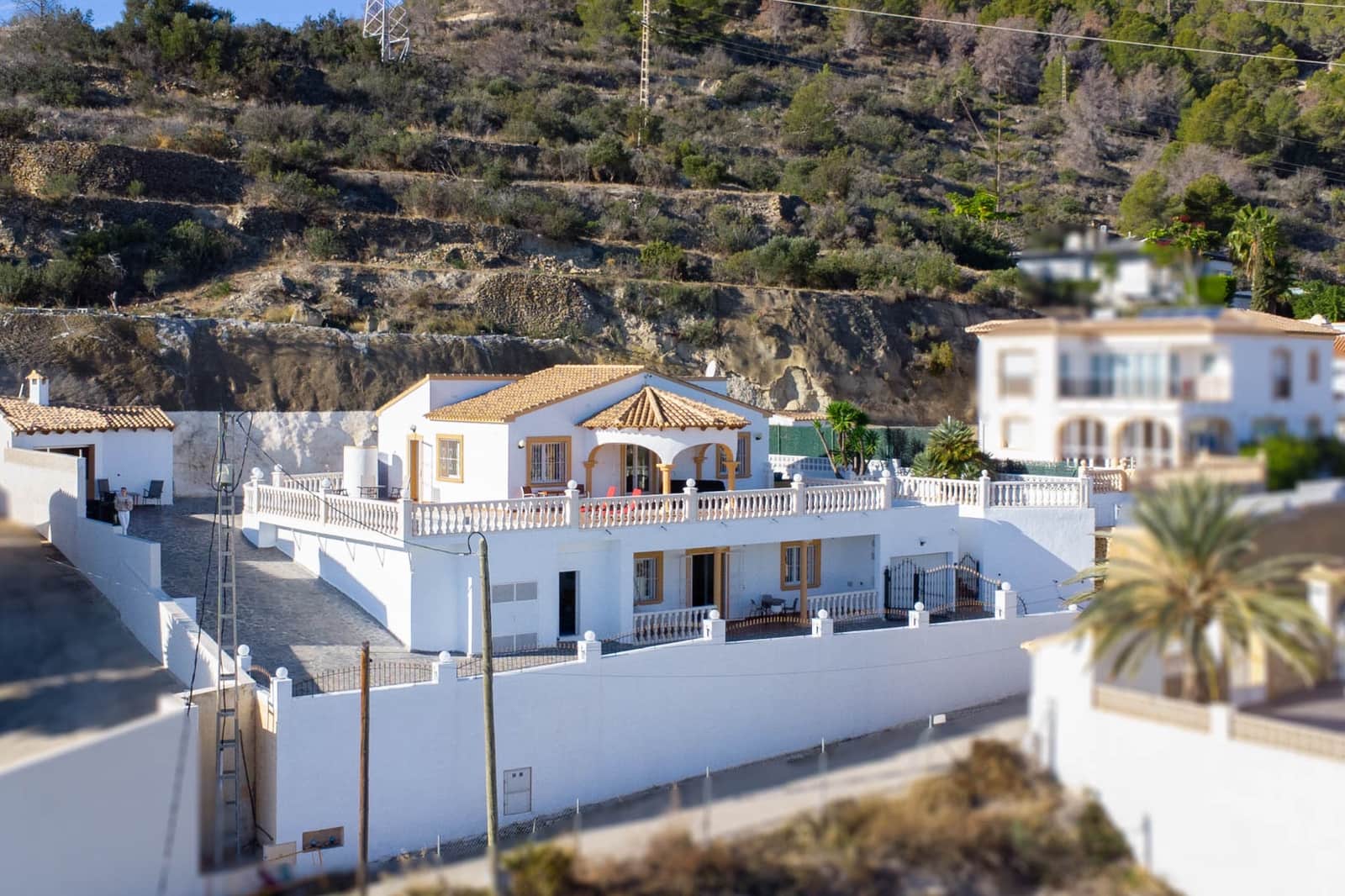 4 Zimmer Villa zu verkaufen in Calpe / Calp mit Pool Garage - 690.000 € (Ref: 10059741)