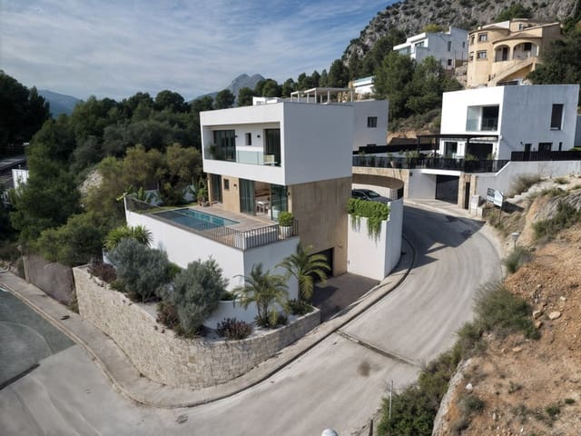 3 soverom Villa til salgs i Alcalalí / Alcanalí med svømmebasseng garasje - € 630 000 (Ref: 10059745)