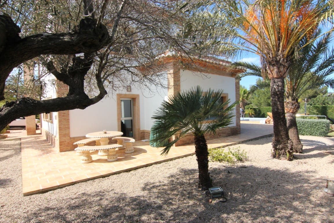 Chalet de 5 habitaciones en Javea / Xàbia en venta con piscina garaje - 1.315.000 € (Ref: 10059753)
