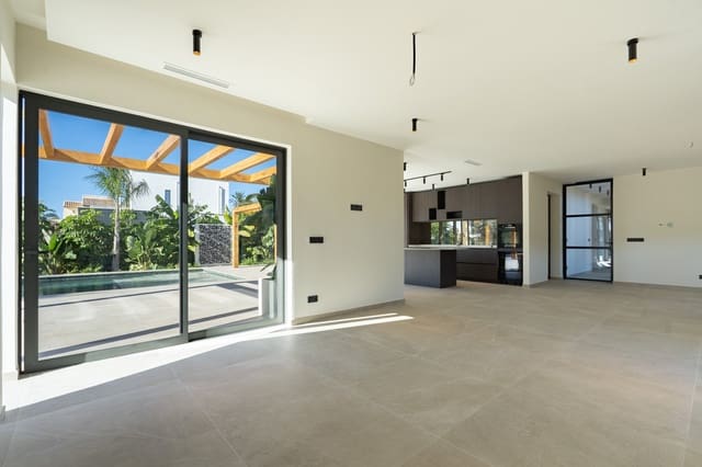 3 quarto Moradia para venda em La Granadella  - Costa Nova, Javea / Xàbia com piscina - 1 749 000 € (Ref: 10059755)