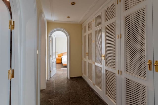 Chalet de 5 habitaciones en Benissa en venta con piscina garaje - 1.990.000 € (Ref: 10059756)