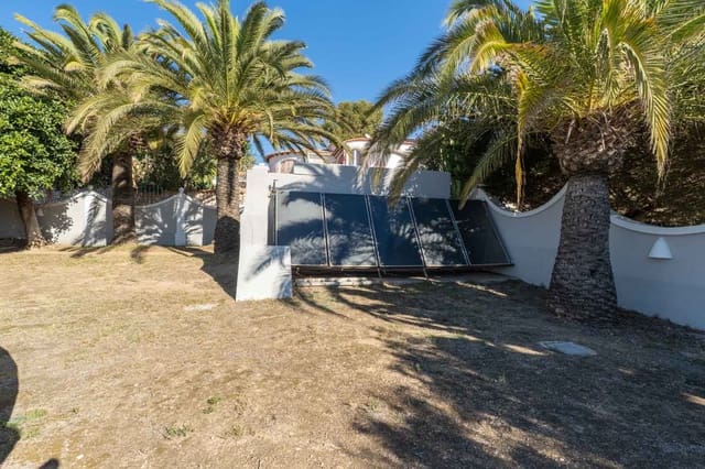 Chalet de 5 habitaciones en Benissa en venta con piscina garaje - 1.990.000 € (Ref: 10059756)