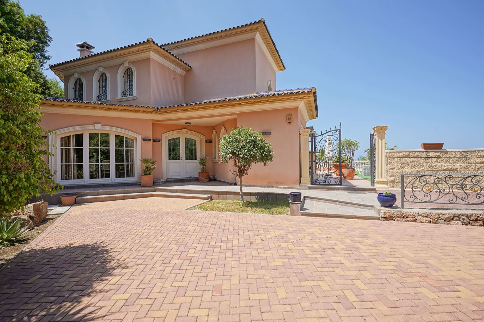5 soveværelse Villa til salg i La Sella med swimmingpool garage - € 1.499.000 (Ref: 10059759)