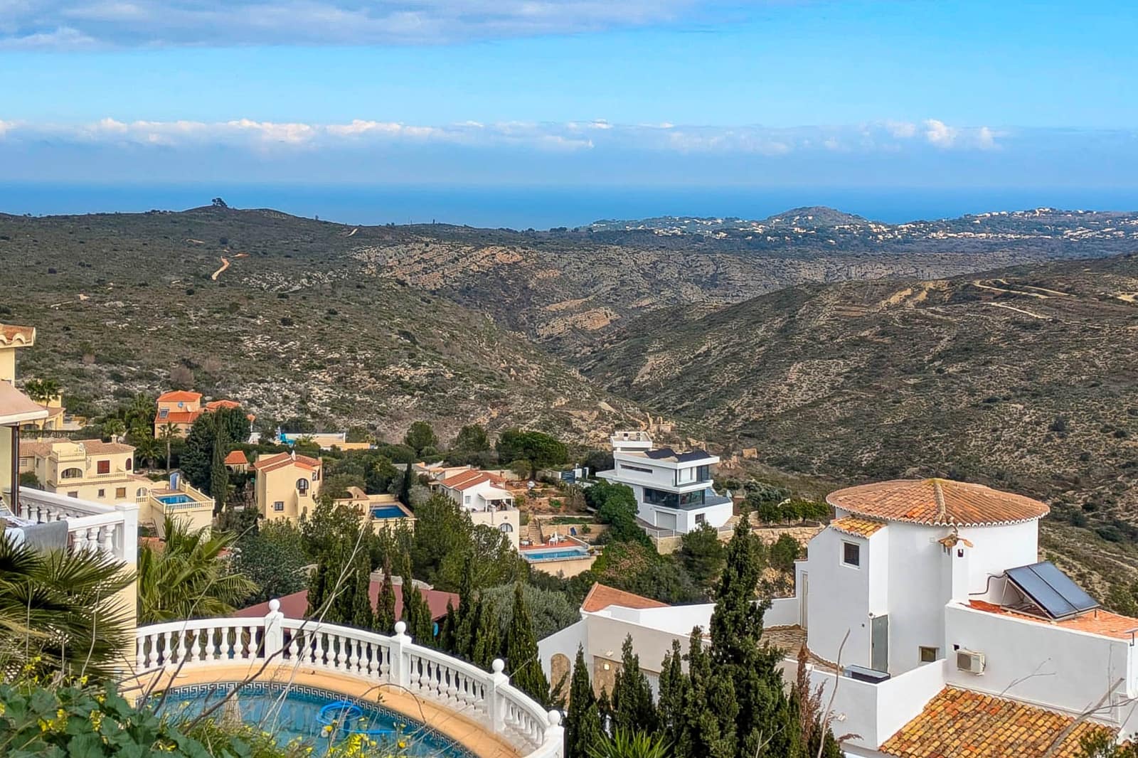 4 soveværelse Villa til salg i Cumbre del Sol med swimmingpool garage - € 2.050.000 (Ref: 10059762)