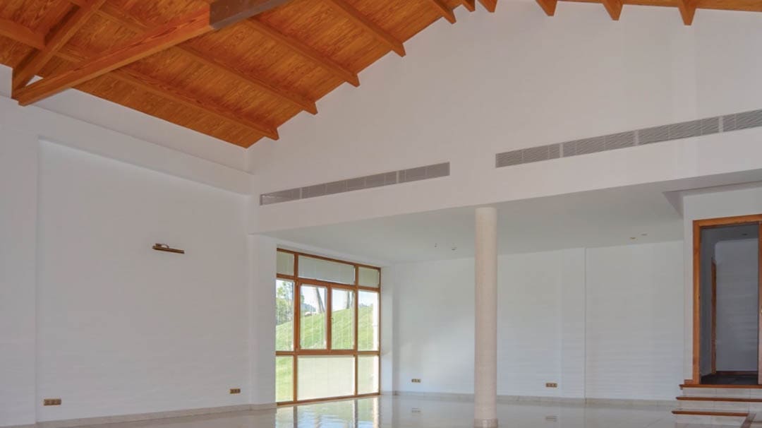 7 soverom Villa til salgs i Penaguila med svømmebasseng garasje - € 2 600 000 (Ref: 10059787)