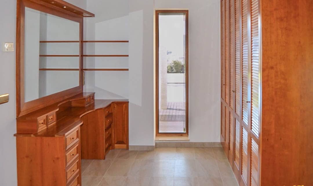 7 soverom Villa til salgs i Penaguila med svømmebasseng garasje - € 2 600 000 (Ref: 10059787)