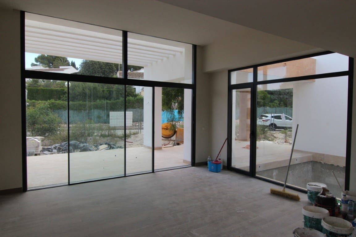 4 Zimmer Villa zu verkaufen in Cumbre del Sol mit Pool Garage - 2.150.000 € (Ref: 10059803)