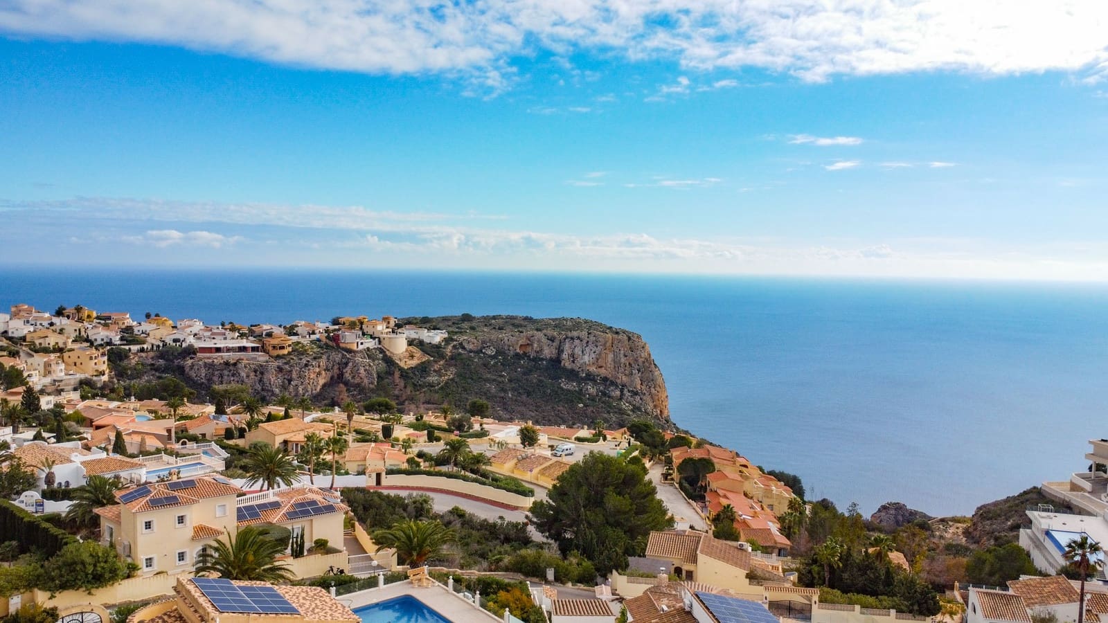 4 Zimmer Villa zu verkaufen in Cumbre del Sol mit Pool Garage - 2.150.000 € (Ref: 10059803)