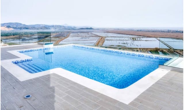 Chalet de 4 habitaciones en Monte Solana, Pedreguer en venta con piscina - 699.000 € (Ref: 10059807)