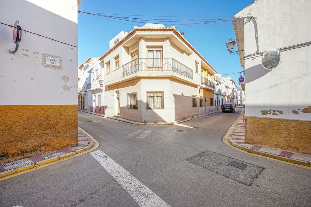 4 soveværelse Byhus til salg i Gata de Gorgos - € 380.000 (Ref: 10059828)