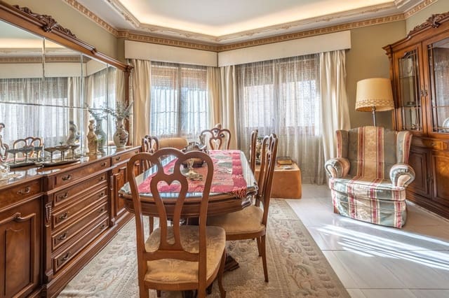 4 bedroom Townhouse for sale in Gata de Gorgos - € 380,000 (Ref: 10059828)