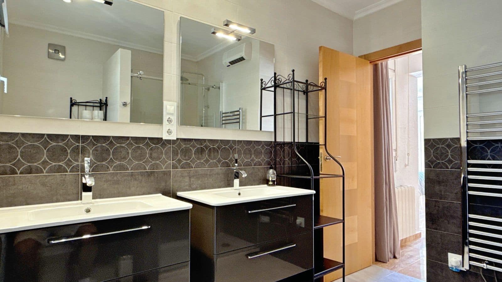 4 soverom Villa til salgs i Moraira med svømmebasseng garasje - € 899 950 (Ref: 10062302)