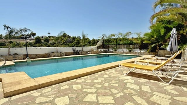 4 soverom Villa til salgs i Moraira, Teulada-Moraira med svømmebasseng garasje - € 899 950 (Ref: 10062302)