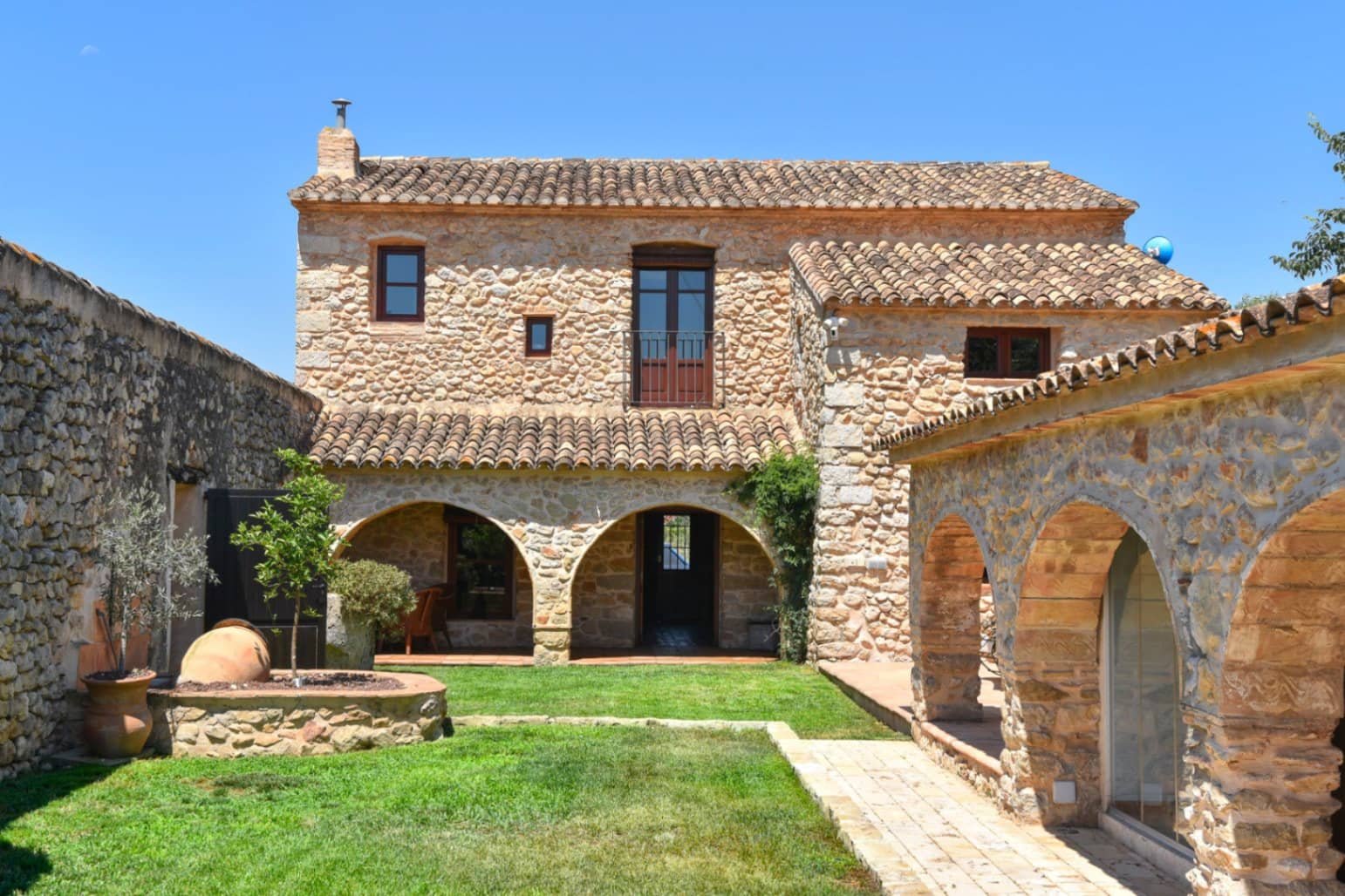 5 slaapkamer Villa te koop in Jalon / Xalo met zwembad garage - € 1.800.000 (Ref: 10062304)