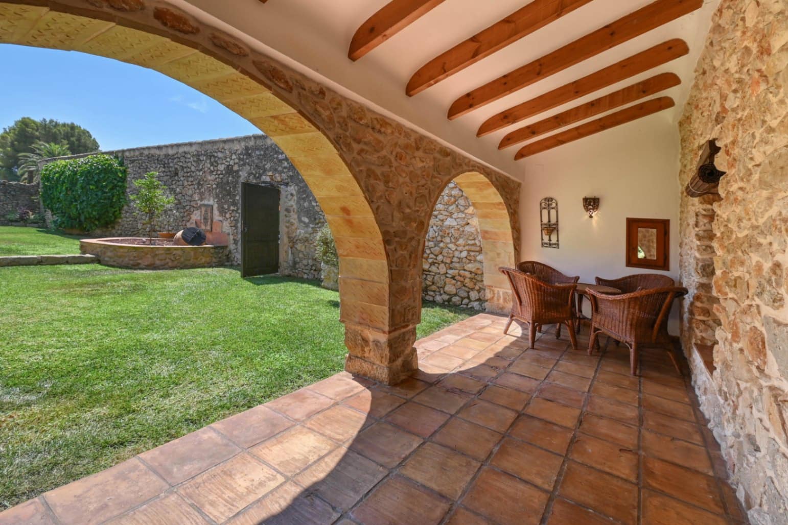 5 slaapkamer Villa te koop in Jalon / Xalo met zwembad garage - € 1.800.000 (Ref: 10062304)