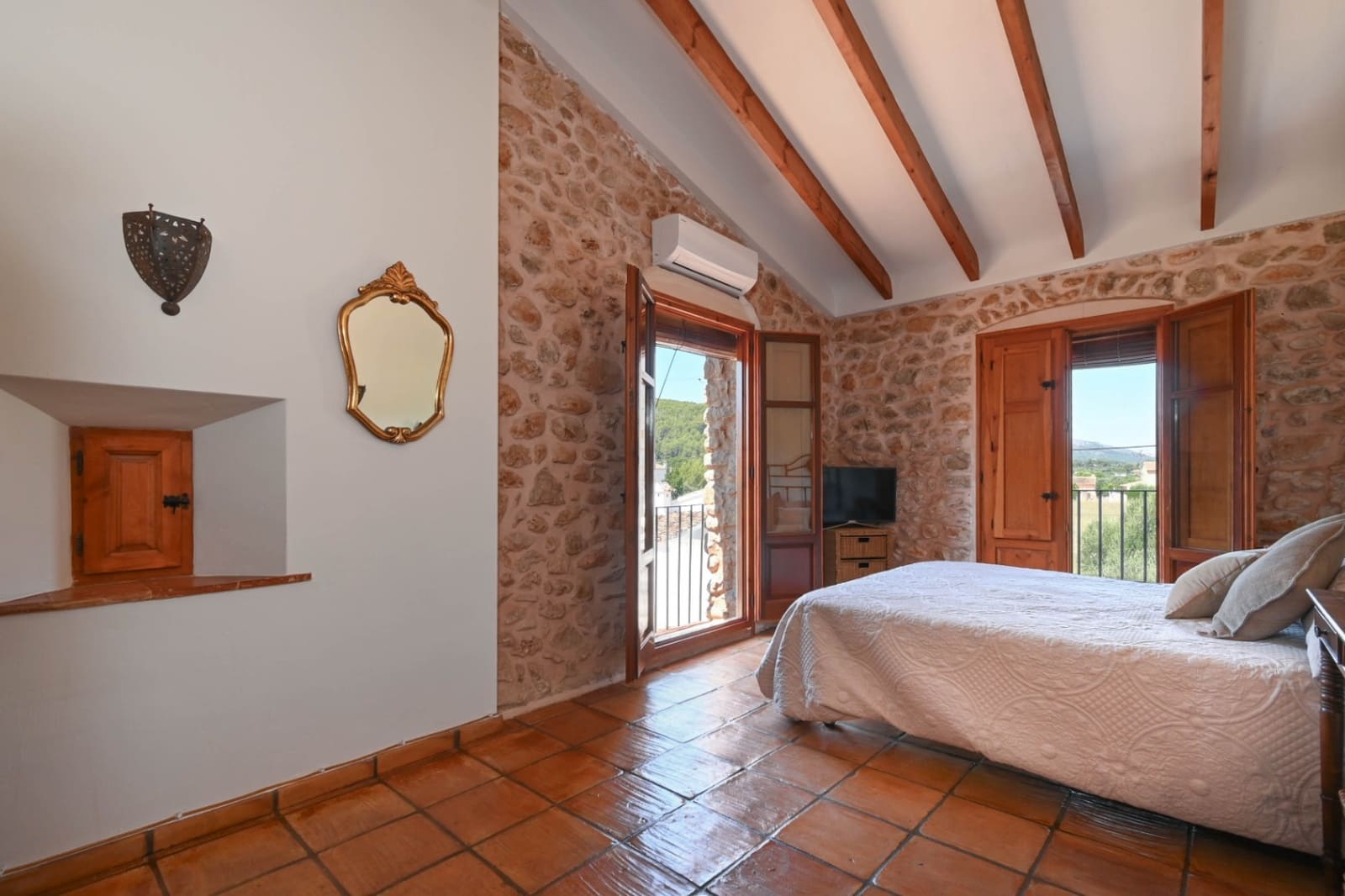 5 slaapkamer Villa te koop in Jalon / Xalo met zwembad garage - € 1.800.000 (Ref: 10062304)