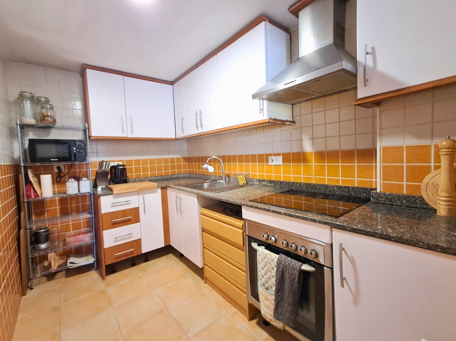 3 Zimmer Apartment zu vermieten in Altea mit Pool - 1.400 € (Ref: 10099128)