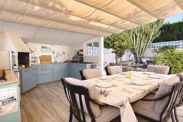 3 camera da letto Villa in vendita in Moraira, Teulada-Moraira con piscina garage - 699.000 € (Rif: 10101036)