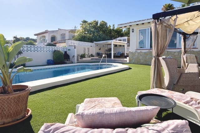 3 camera da letto Villa in vendita in Moraira, Teulada-Moraira con piscina garage - 699.000 € (Rif: 10101036)