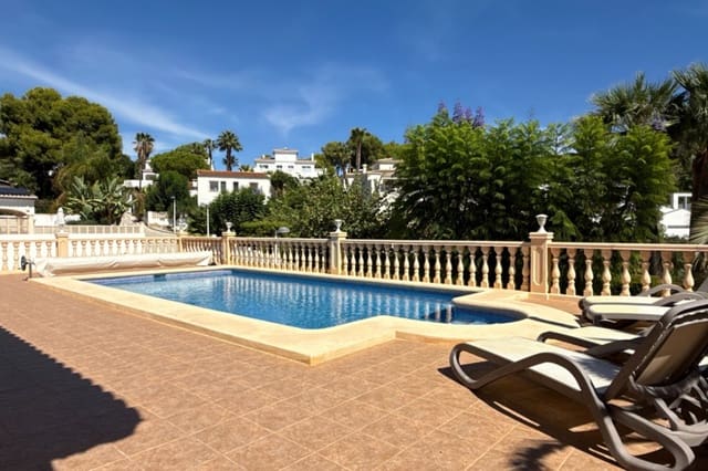 3 camera da letto Villa in vendita in Moraira, Teulada-Moraira con piscina garage - 995.000 € (Rif: 10101037)