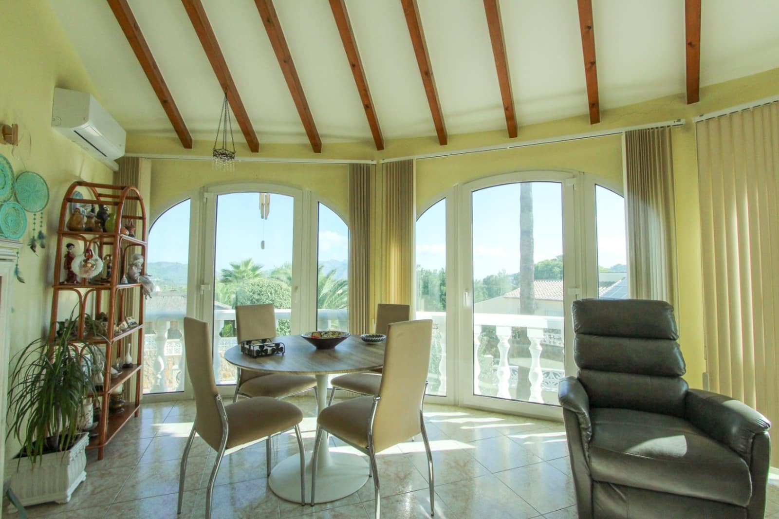 4 camera da letto Villa in vendita in Orba con piscina garage - 490.000 € (Rif: 10103505)