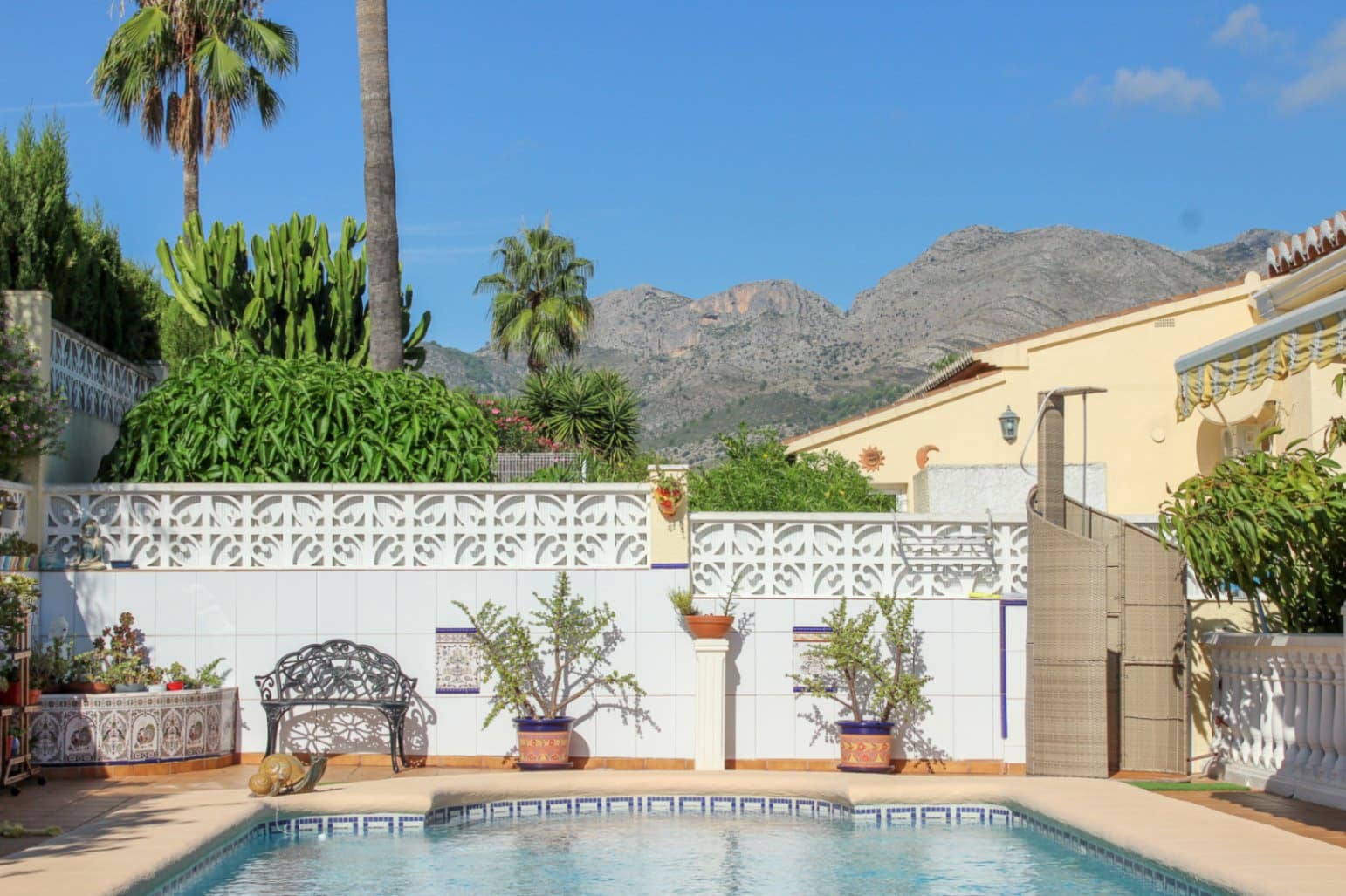 4 camera da letto Villa in vendita in Orba con piscina garage - 490.000 € (Rif: 10103505)