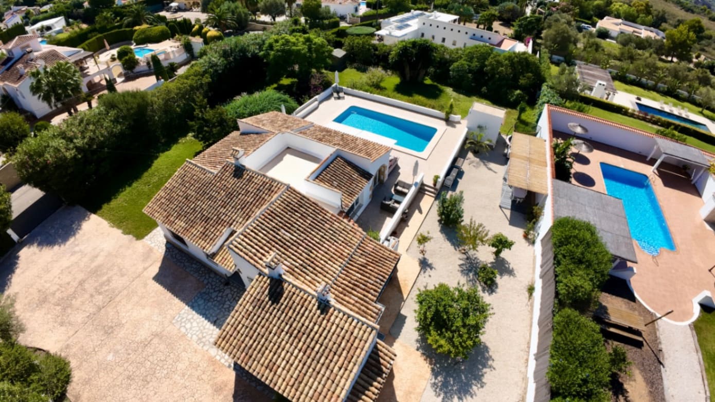 4 quarto Moradia para venda em Javea / Xabia com piscina garagem - 1 050 000 € (Ref: 10110210)