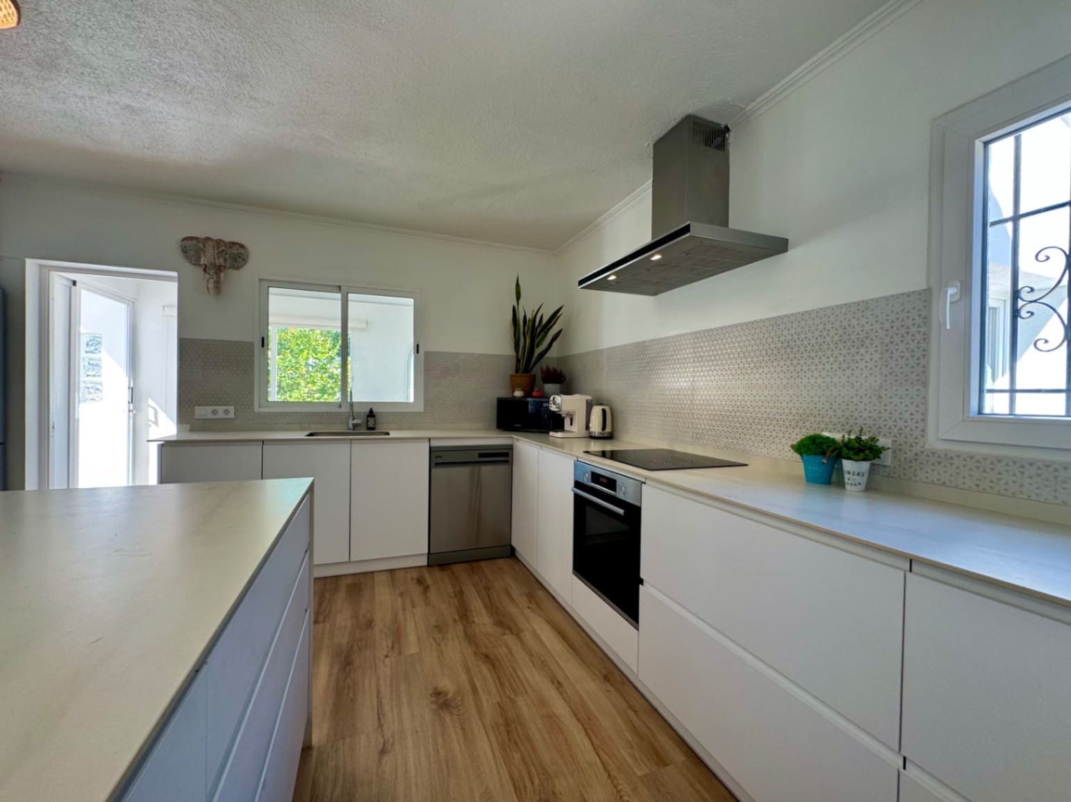 4 quarto Moradia para venda em Javea / Xabia com piscina garagem - 1 050 000 € (Ref: 10110210)