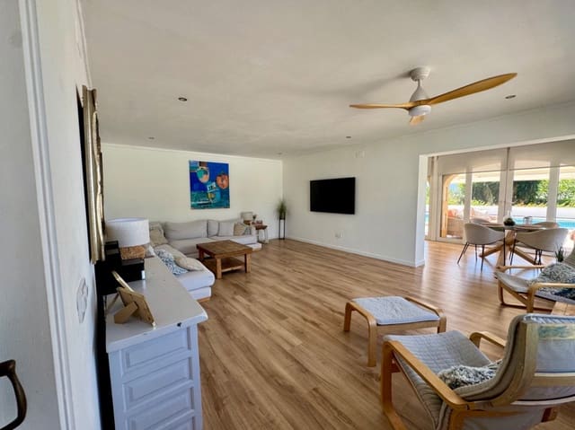 4 quarto Moradia para venda em Javea / Xàbia com piscina garagem - 1 050 000 € (Ref: 10110210)