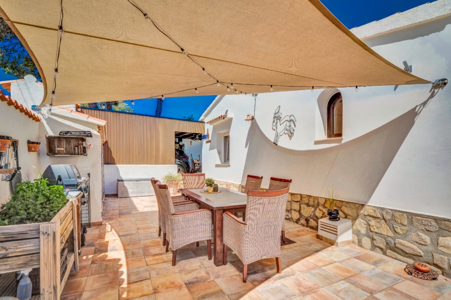 3 soveværelse Villa til salg i Benissa med swimmingpool garage - € 795.000 (Ref: 10120715)