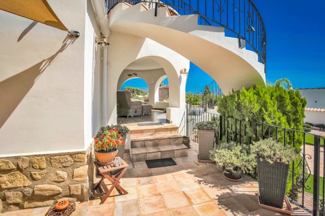 3 soveværelse Villa til salg i Benissa med swimmingpool garage - € 795.000 (Ref: 10120715)