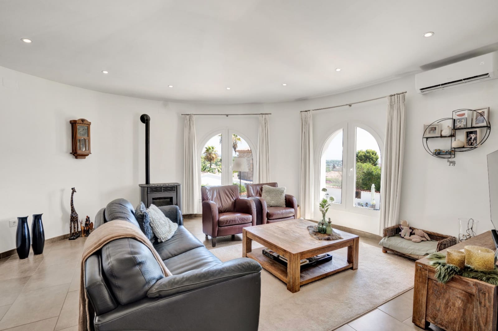 3 soveværelse Villa til salg i Benissa med swimmingpool garage - € 795.000 (Ref: 10120715)