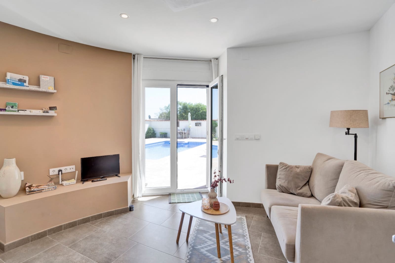3 soveværelse Villa til salg i Benissa med swimmingpool garage - € 795.000 (Ref: 10120715)