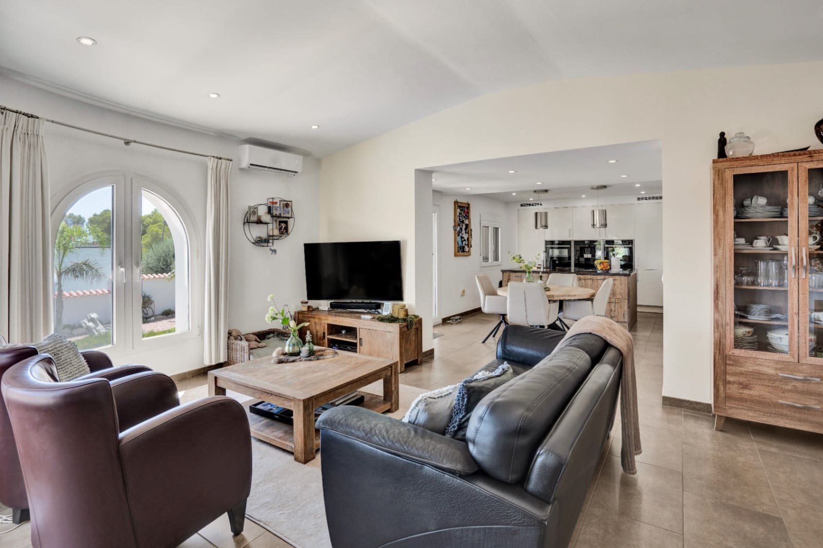 3 soveværelse Villa til salg i Benissa med swimmingpool garage - € 795.000 (Ref: 10120715)