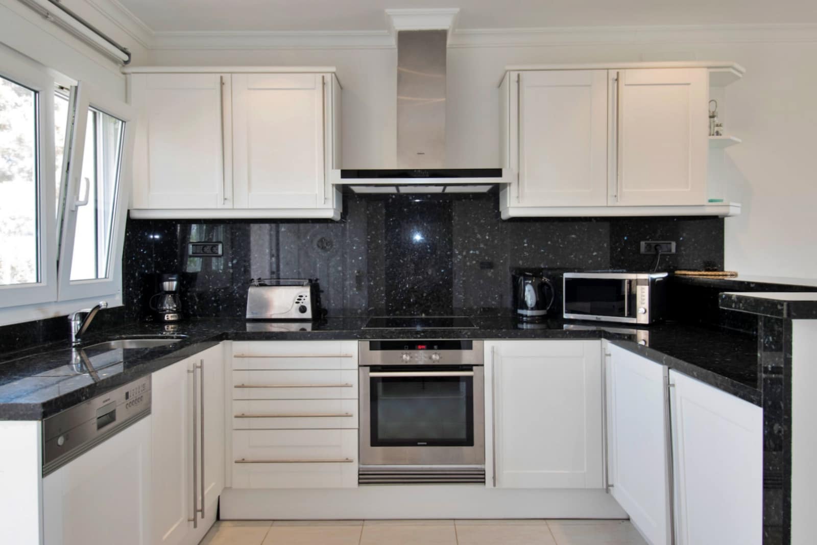 Apartamento de 2 habitaciones en Benissa en venta con piscina garaje - 335.000 € (Ref: 10121034)