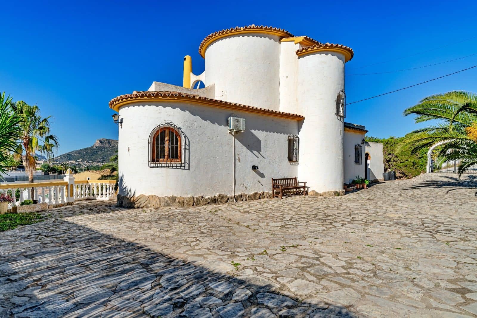 3 soveværelse Villa til salg i Calpe / Calp med swimmingpool garage - € 485.000 (Ref: 10130368)