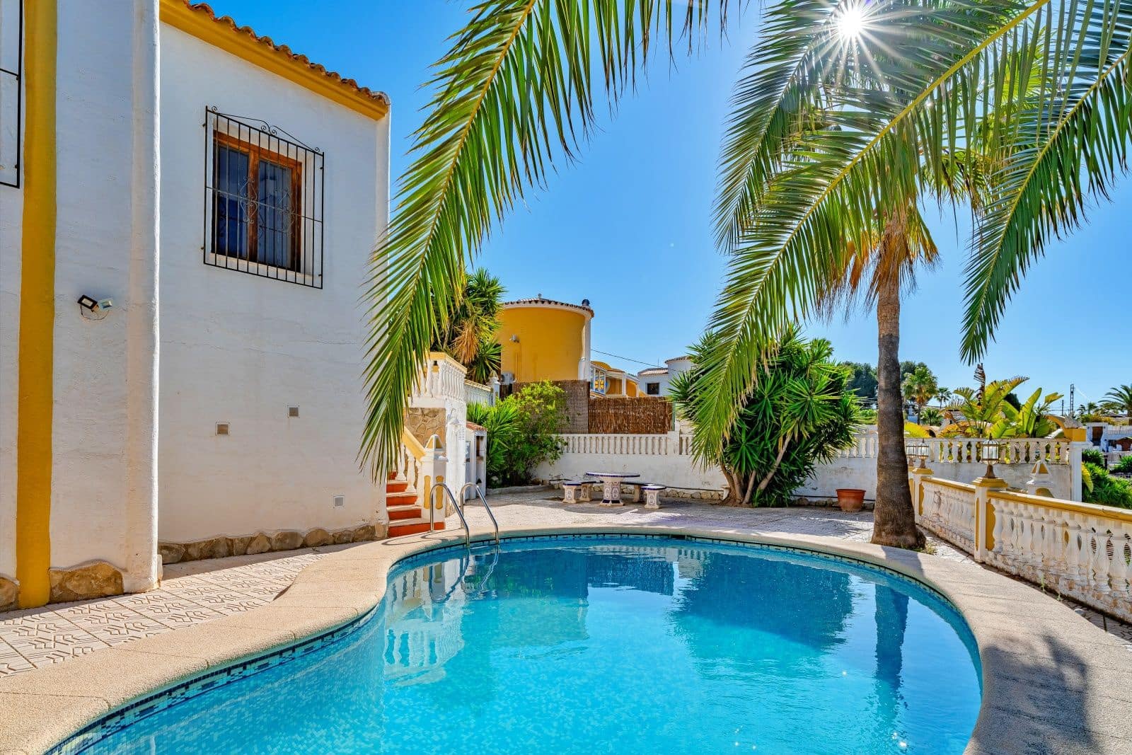 3 soveværelse Villa til salg i Calpe / Calp med swimmingpool garage - € 485.000 (Ref: 10130368)