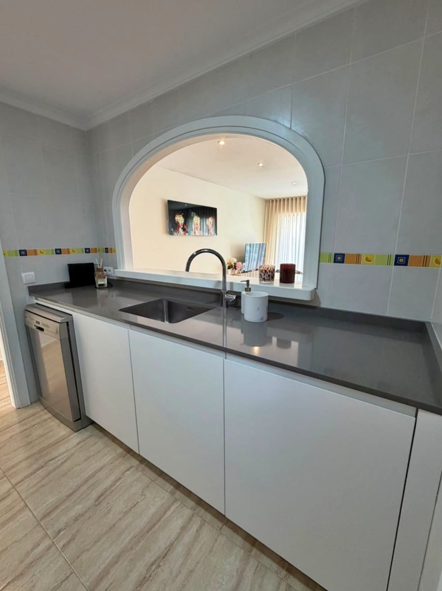 3 bedroom Villa for sale in Calpe / Calp with pool garage - € 339,000 (Ref: 10136303)