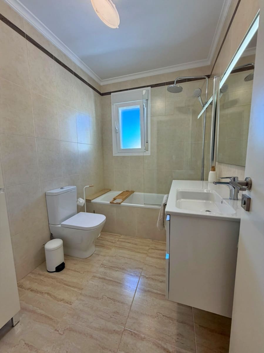 3 bedroom Villa for sale in Calpe / Calp with pool garage - € 339,000 (Ref: 10136303)