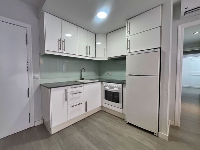 3 makuuhuone Huoneisto vuokrattavana paikassa Moraira, Teulada-Moraira - 970 € (Ref: 10138792)